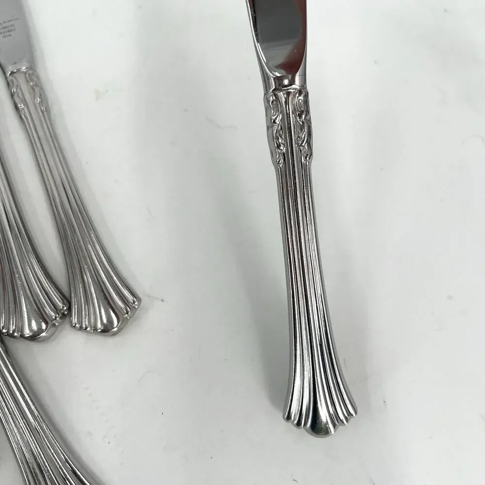 Reed & Barton Japan 18/8 stainless Steel 1800 flatware set
